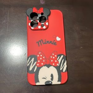 Minnie Mouse IPhone 13 Pro case.